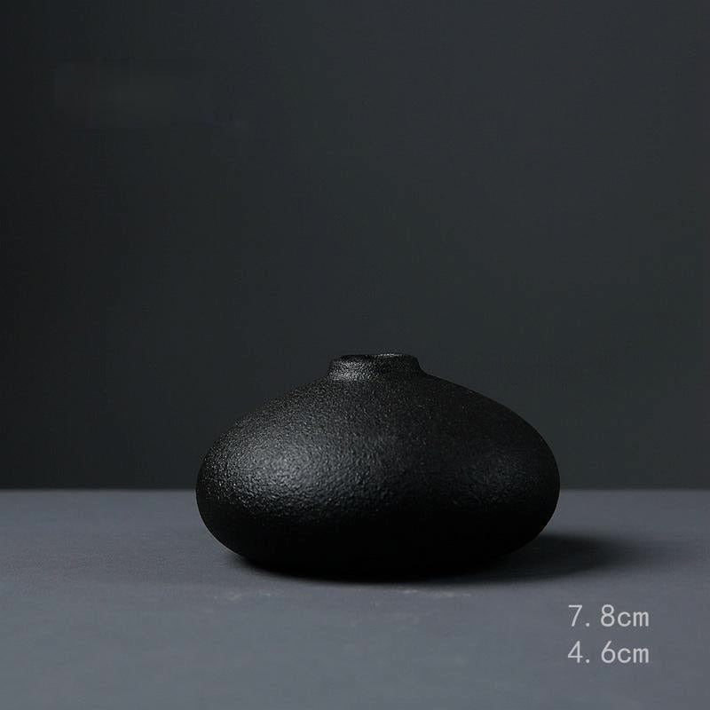 NOIR-Black Ceramic Vase - Andrea's Home