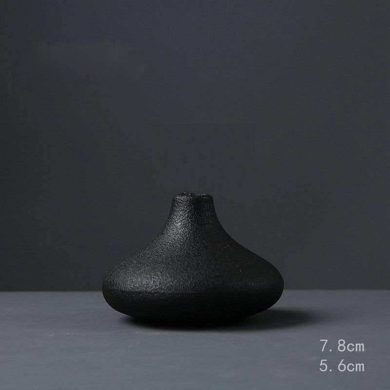 NOIR-Black Ceramic Vase - Andrea's Home