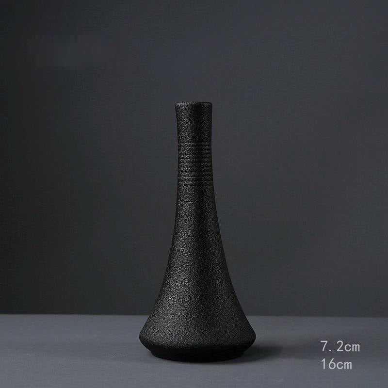 NOIR-Black Ceramic Vase - Andrea's Home