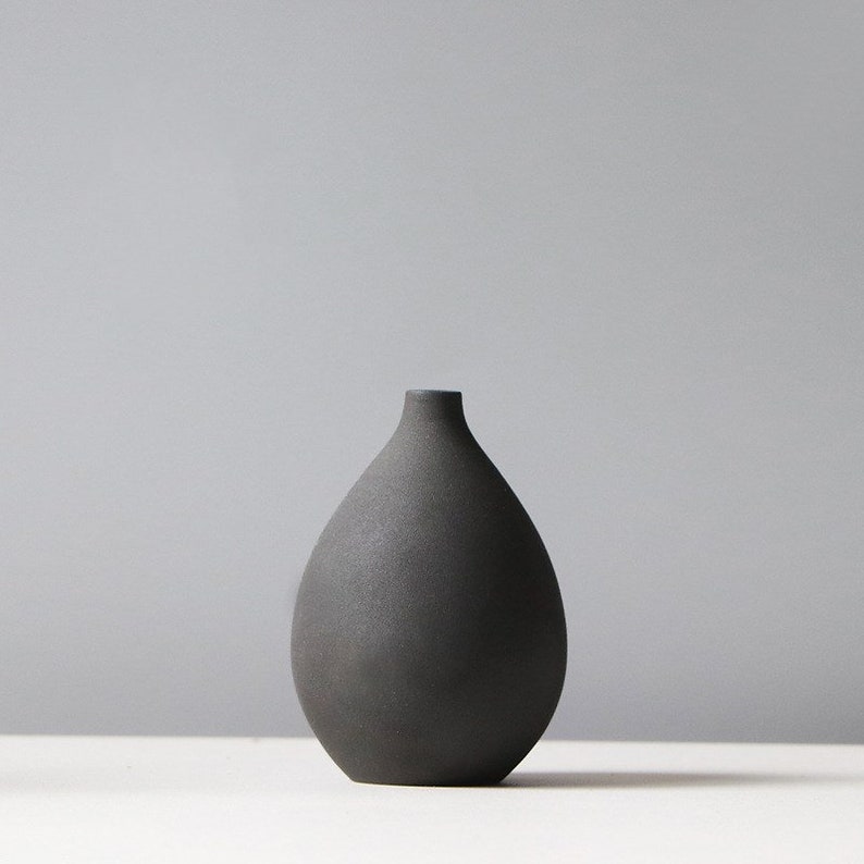 MONOCHROME-Matte Modern Ceramic Vase - Andrea's Home